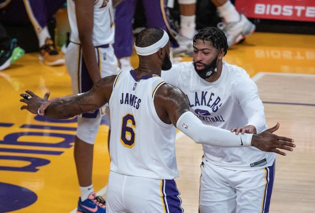 集中在中左 集中在中左