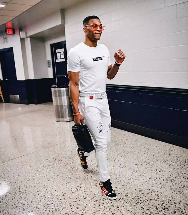 两次转机 两次转机